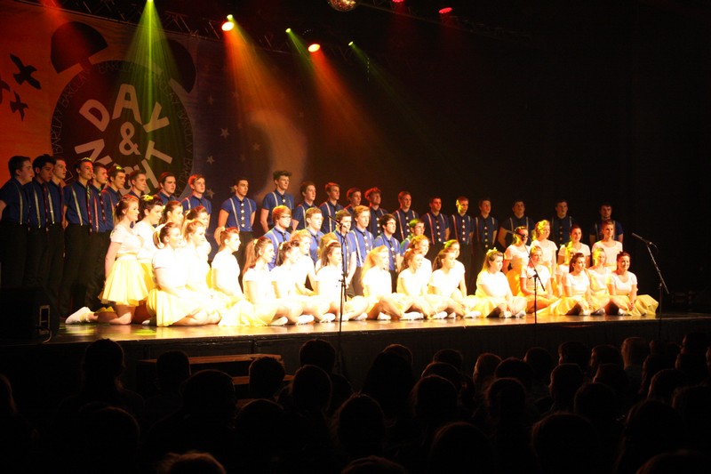 choralshield2013-
